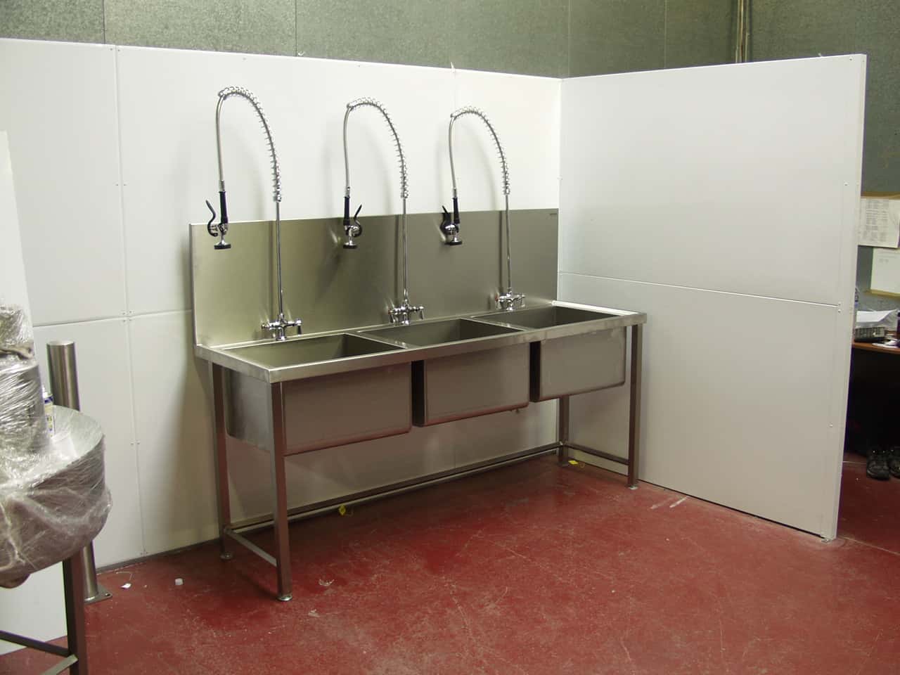 stainless steel sink