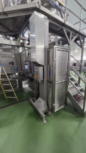 Bespoke Lift System for Safe Food Tray Handling