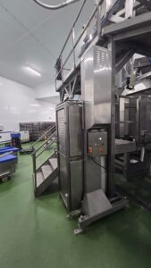 Bespoke Lift System for Safe Food Tray Handling