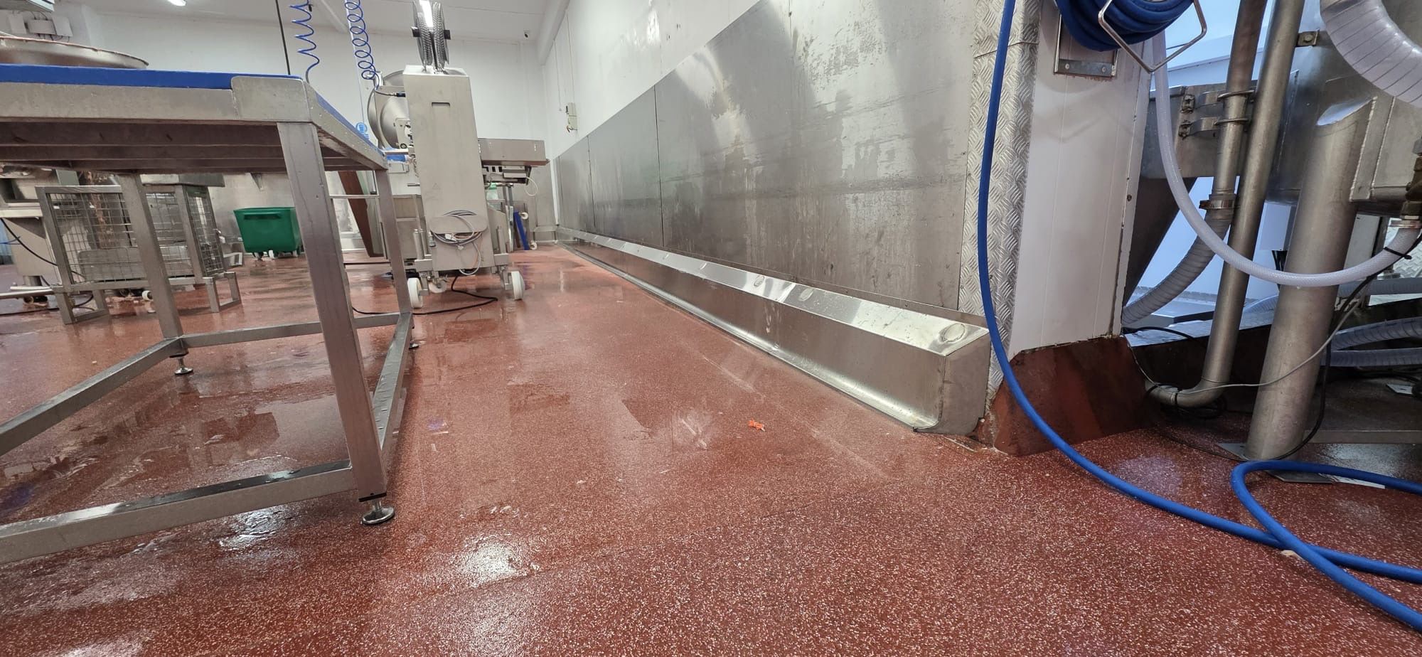 Stainless Steel Kerbing Installation 2 Stainless Steel Kerbing Installation