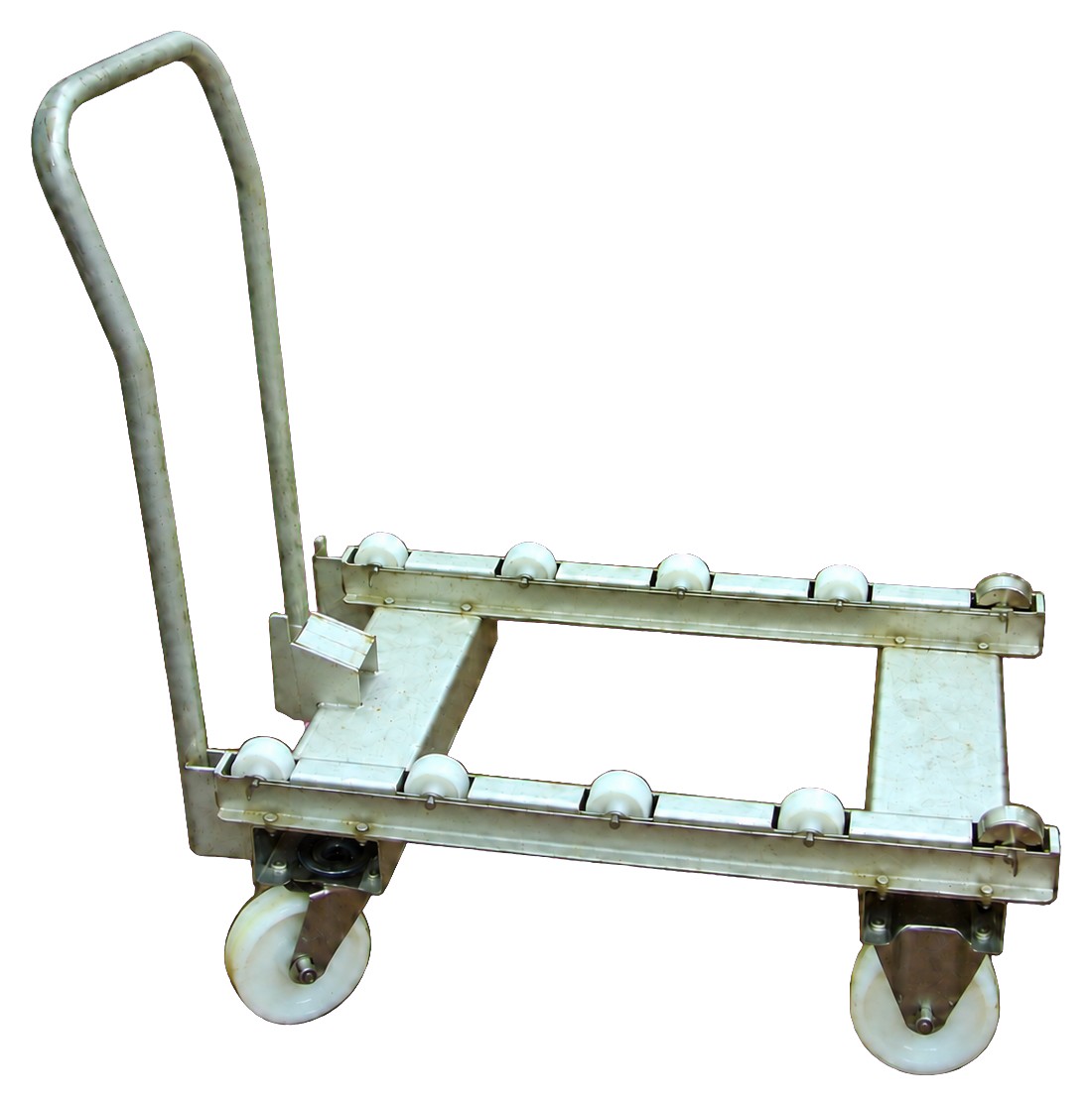 Stainless steel retort trolley manufactured by Unitech Engineering Stainless steel retort trolley manufactured by Unitech Engineering